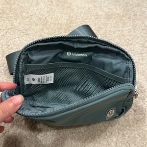 BNWT Lululemon Everywhere Belt Bag Color Tidewater Teal